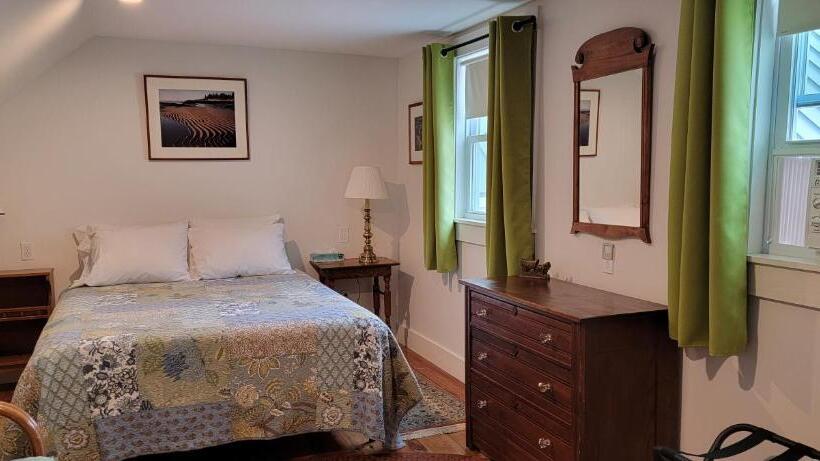 스탠다드 룸 공동 욕실, Hawks House Inn