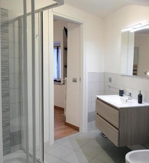 غرفة قياسية رباعية, Locanda Il Gigante