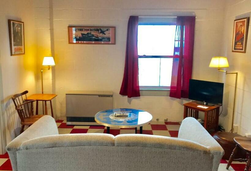 غرفة قياسية لذوى الاحتياجات الخاصة, West Quoddy Station Llc