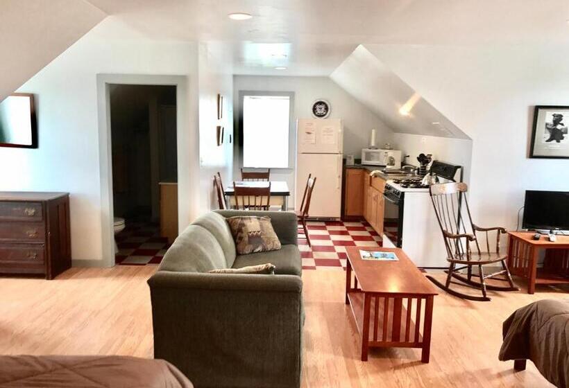 غرفة قياسية مزوَّدة بشُرفة, West Quoddy Station Llc