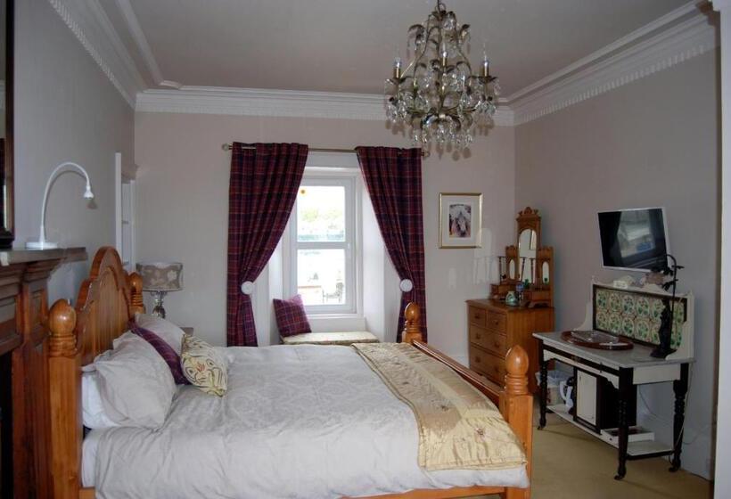 스위트 킹사이즈 침대, Orsay House