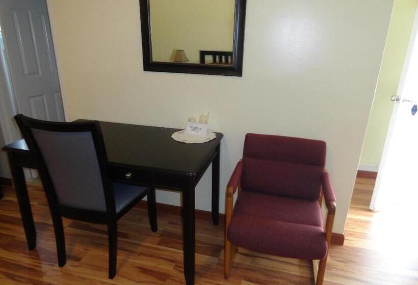 סוויטה דלוקס, Elm Tree Motel