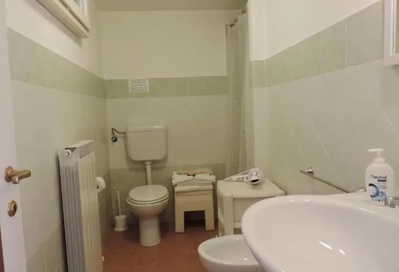 ファミリーステューディオ, Agriturismo Malagronda