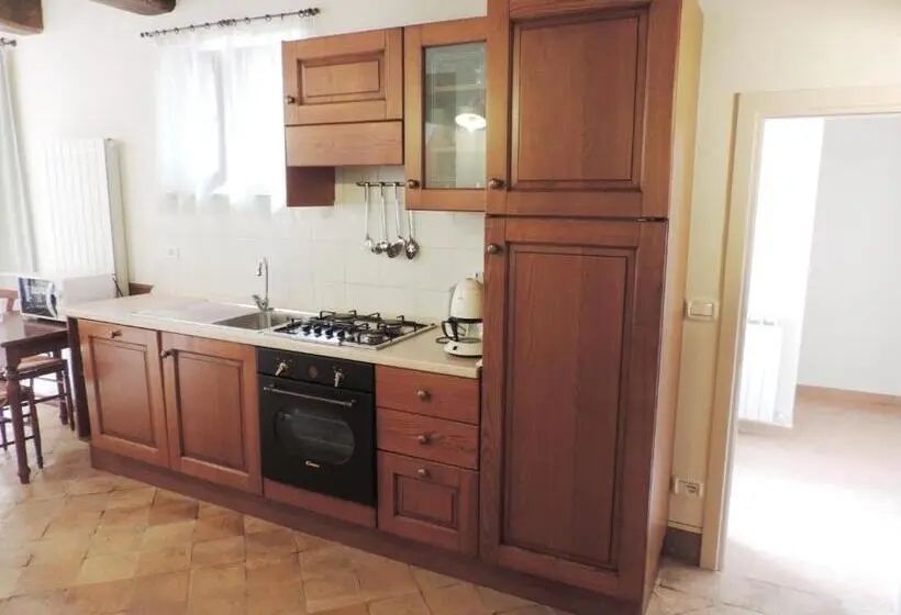 ファミリーステューディオ, Agriturismo Malagronda
