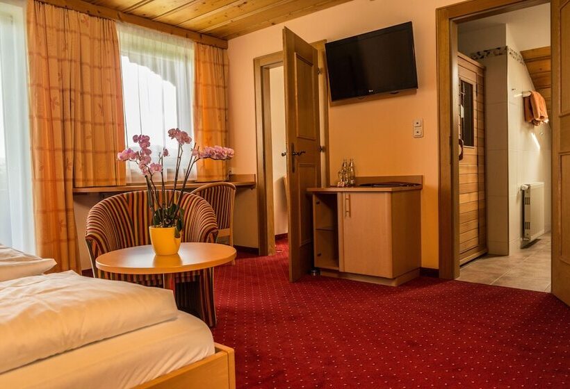 غرفة عائلية, Haberl   Attersee