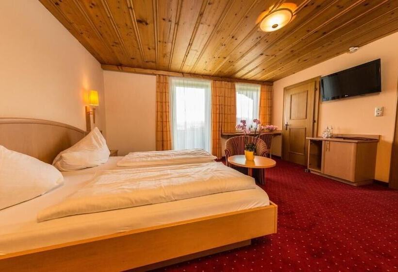 غرفة عائلية, Haberl   Attersee