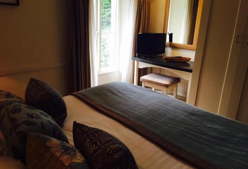 شقة غرفة واحدة, Mason S Arms