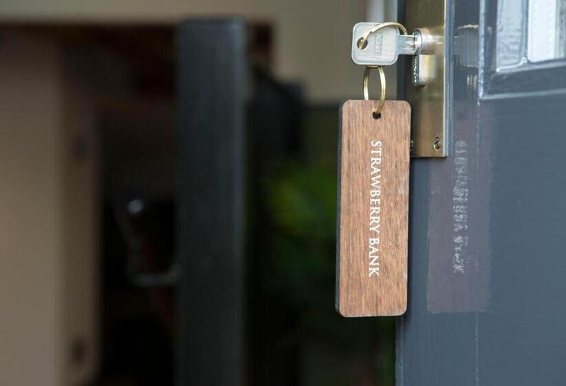 جناح سوبيريور, Mason S Arms