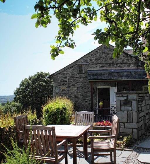 شقة غرفة واحدة, Mason S Arms