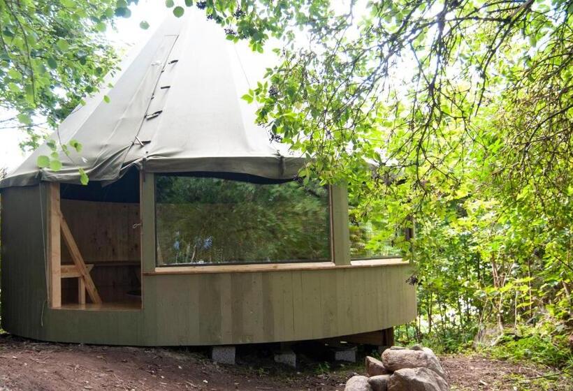 Standard Tent, Mormors Bakeri – B&b