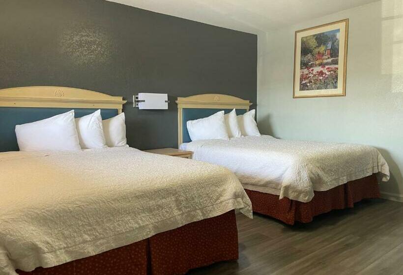 Номер Стандарт, Stratford Inn