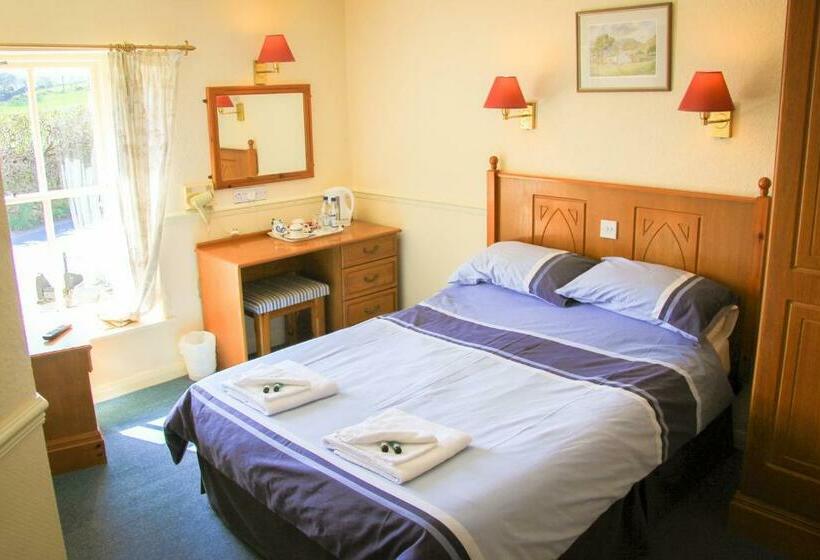 스탠다드 룸, The Red Lion