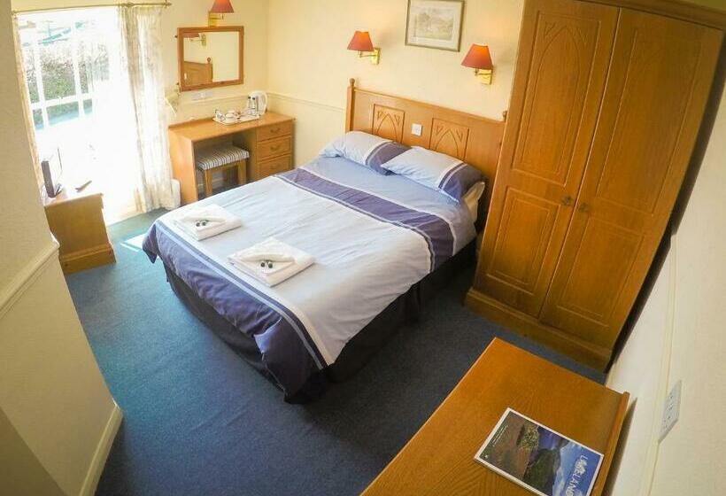 스탠다드 룸, The Red Lion