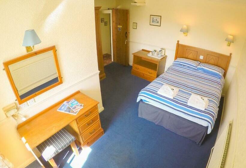 스탠다드 룸, The Red Lion