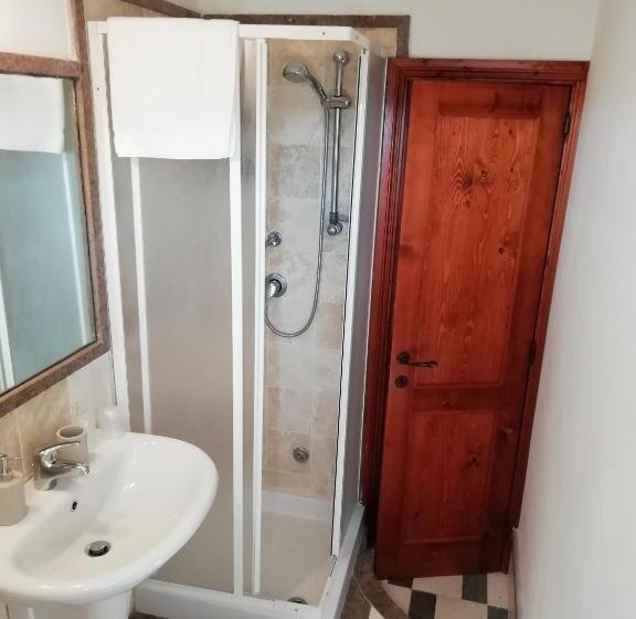 חדר סטנדרט לשלושה, B&b Maremma's Dream