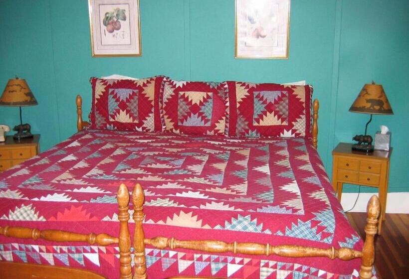 חדר סטנדרט עם מיטת קינג, Trails End Inn