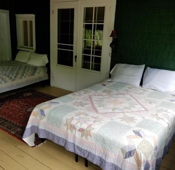 חדר סטנדרט חדר אמבטיה משותף, Trails End Inn