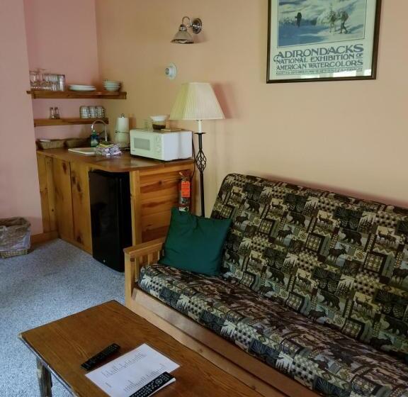 חדר דלוקס עם מיטת קינג, Trails End Inn