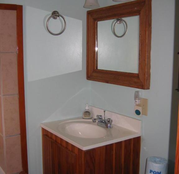 סוויטה, Trails End Inn