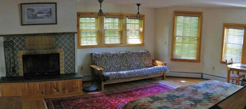 חדר דלוקס יחיד, Trails End Inn