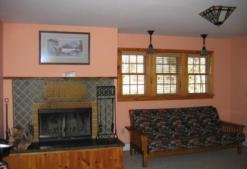 חדר דלוקס יחיד, Trails End Inn