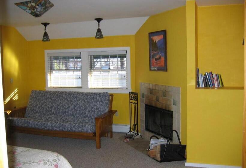 חדר דלוקס יחיד, Trails End Inn