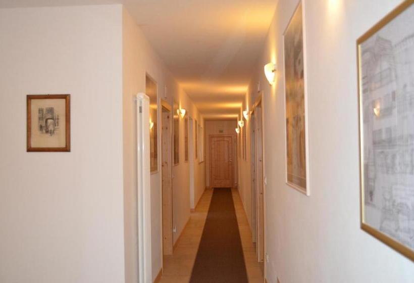 Номер Стандарт, Agritur All'olivo