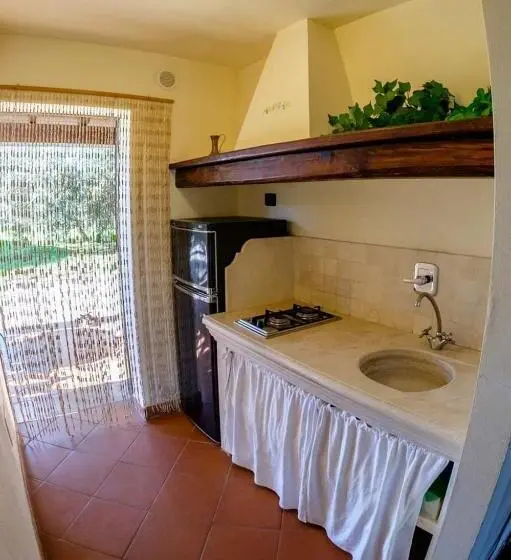 スタンダードスタジオ, Agriturismo Poggio Corbello