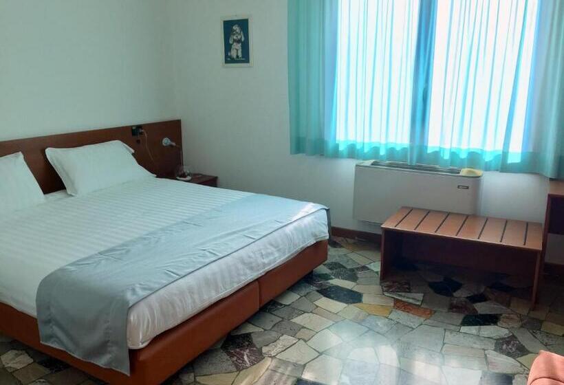 חדר סטנדרט, Albergo Isetta