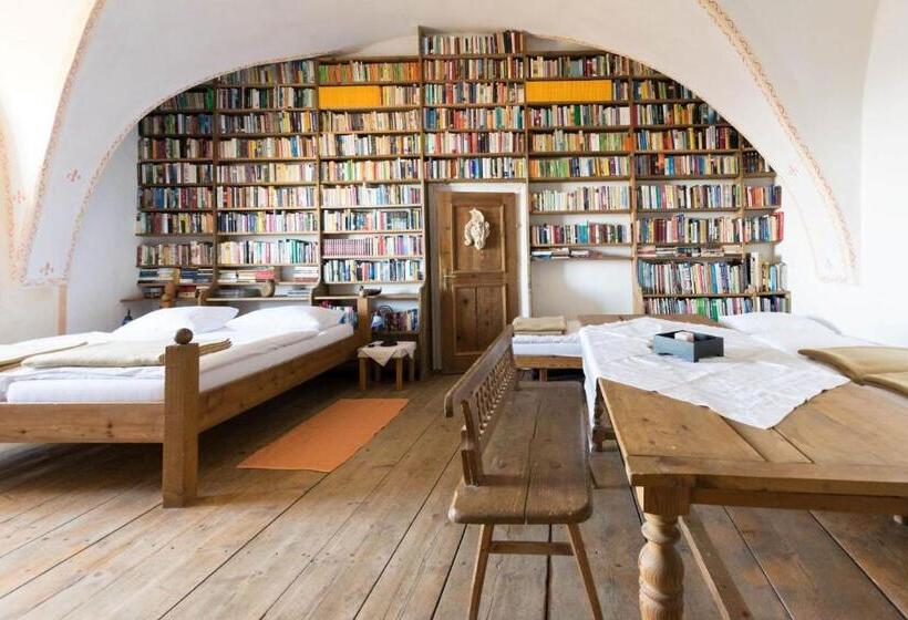 Номер Deluxe, Burg Plankenstein