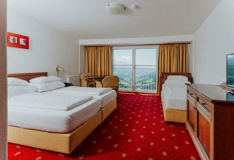 패밀리 룸, Friesacherhof