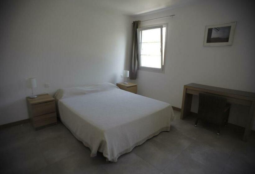 Номер Стандарт, Hôtel Restaurant Petra Cinta