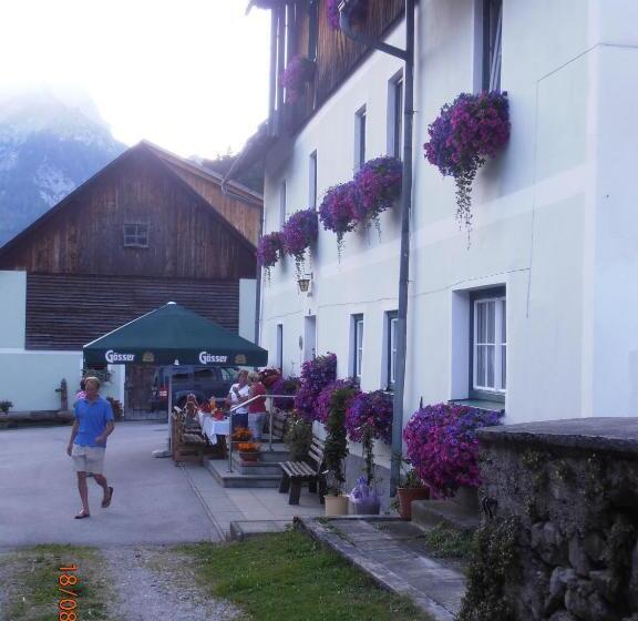 Номер Стандарт, Huberbauer