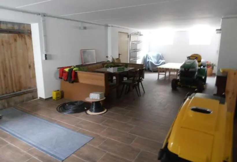 1 Yatak Odalı Daire, Huberbauer