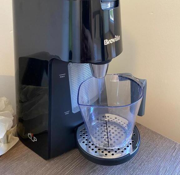 Номер Superior, The Station