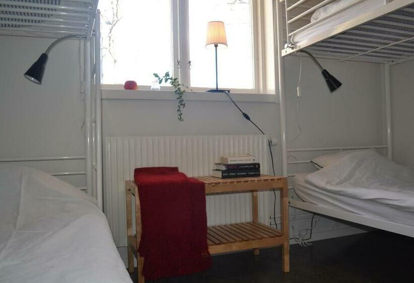 سرير فى غرفة مشتركه, Ljungsbro Vandrarhem
