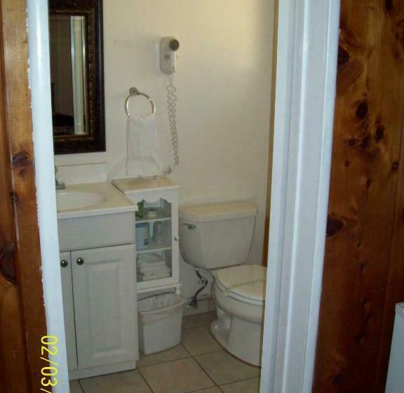 Номер Стандарт, Lakeshore Lodge