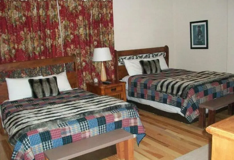 1ベッドルームハウス, Lakeshore Lodge