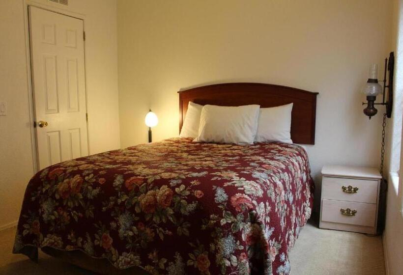 Дом 3 Спальни, Lakeshore Lodge