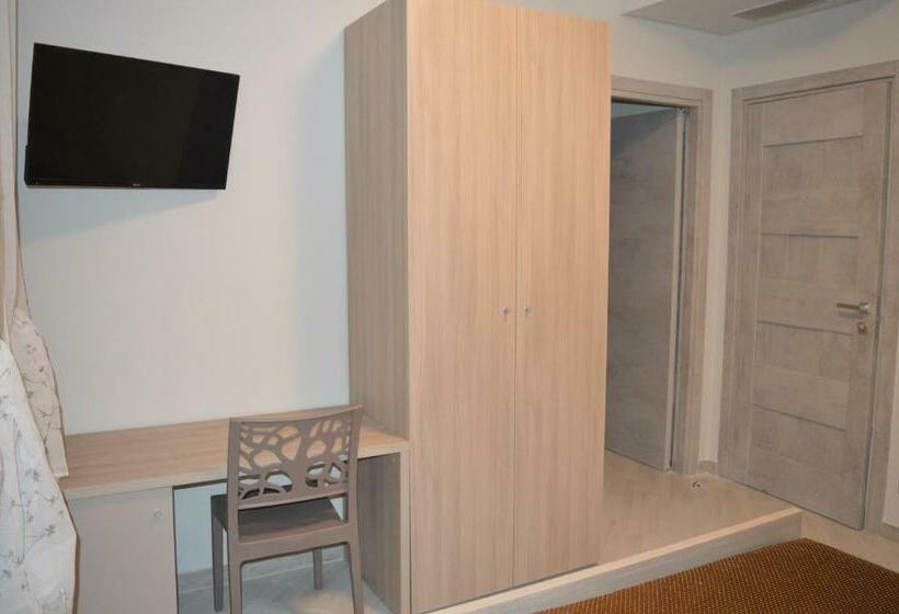 スタンダードトリプルルーム, Sotto Il Cielo Del Cilento