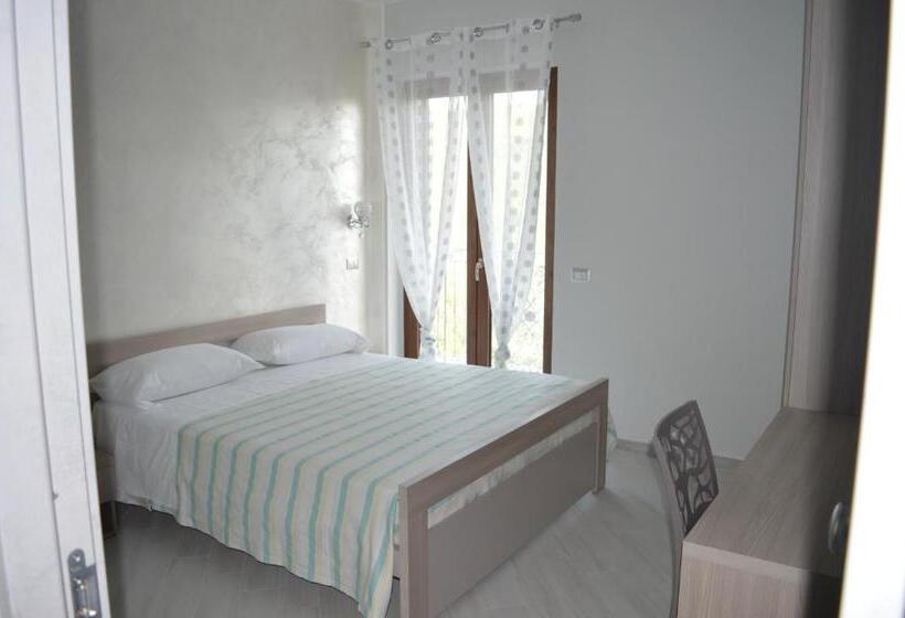 スタンダード4人部屋, Sotto Il Cielo Del Cilento