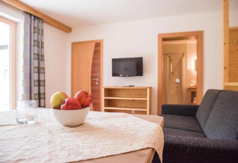 Студия Стандарт, Tiroler Herz