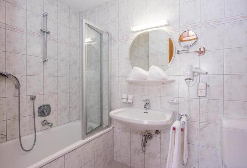 Номер Superior, Tiroler Herz