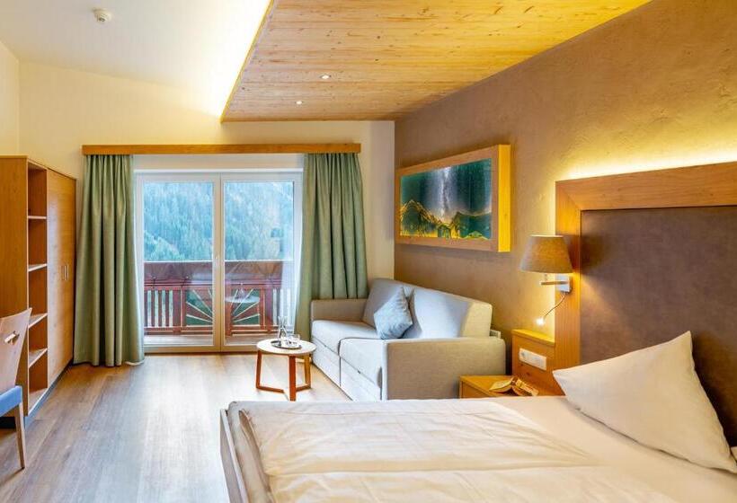 Номер Deluxe, Tiroler Herz