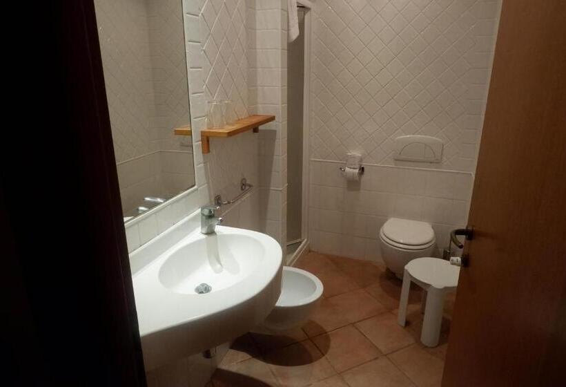 דירת חדר נוף לים, Residence I Tusci