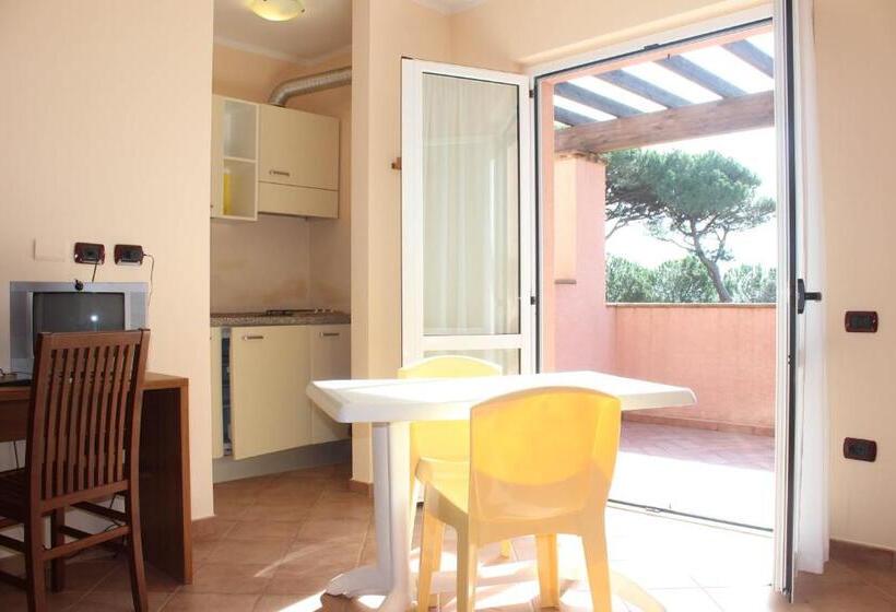 דירת חדר נוף לים, Residence I Tusci