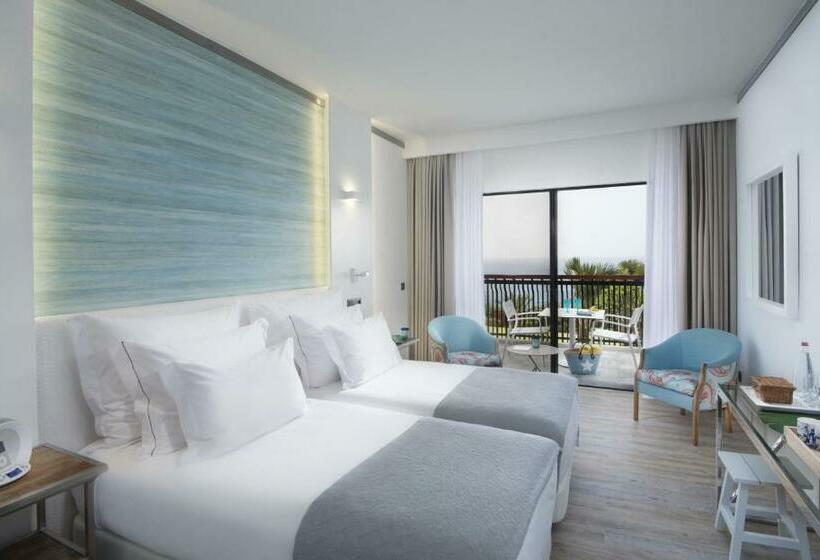 オーシャンビュースーペリアールーム, Baia Azul