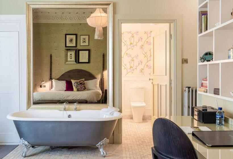 キングサイズベッドのスタンダードルーム, Didsbury House