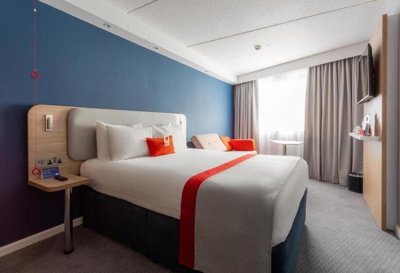 חדר סטנדרט מותאם לאדם עם מוגבלויות, Holiday Inn Express Glasgow City Ctr Theatreland, An Ihg