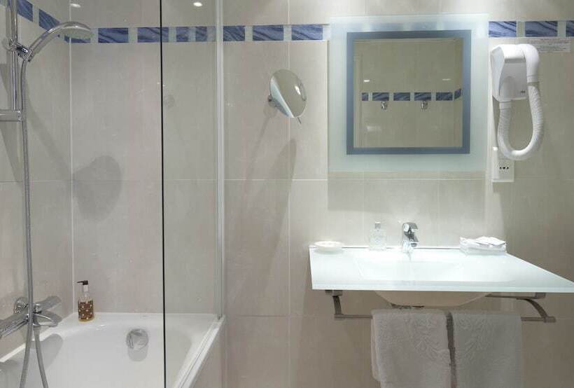 スーペリアールーム, Hôtel Beaubourg